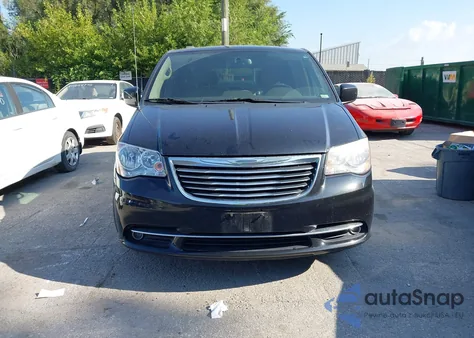 2013 Chrysler Town & Country Touring from USA, damaged, VIN 2C4RC1BG4DR776657